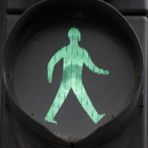 POLL of the DAY (320) : BRINGING GENDER EQUALITY TO PEDESTRIAN CROSSINGS?